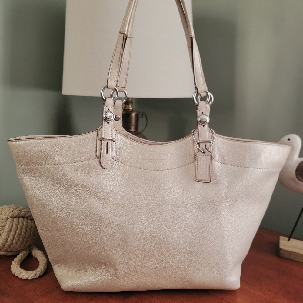 Coach Madison F16174 Champagne Pearlized Leather Tote Shoulder Bag Y2K